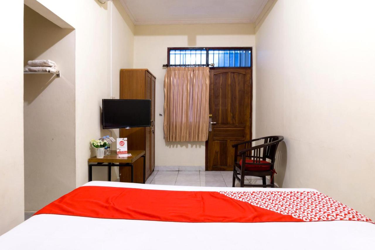 Hotel Oyo 198 Emdi House Seturan Melati Exterior foto